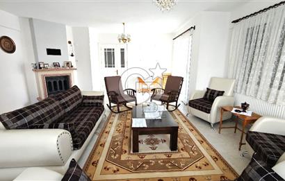BORNOVA ATATÜRK MAHALLESİ 6+2 SATILIK ÖZEL YAPIM VİLLA