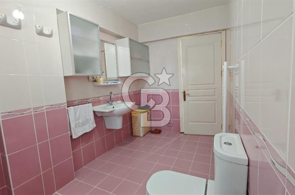 BORNOVA ATATÜRK MAHALLESİ 6+2 SATILIK ÖZEL YAPIM VİLLA