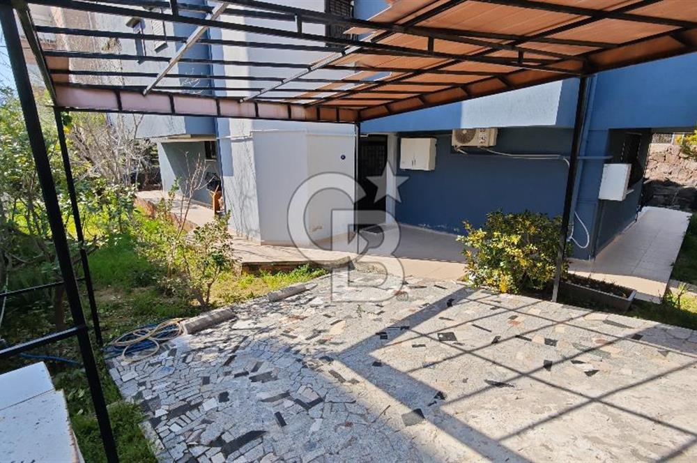 BORNOVA ATATÜRK MAHALLESİ 6+2 SATILIK ÖZEL YAPIM VİLLA