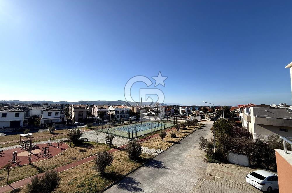 URLA ATATÜRK MAH. SATILIK 3+1 TRİPLEKS VİLLA