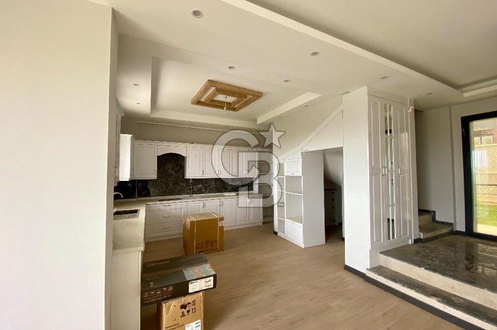 Ayrancılar Havuzlu Site İçerisinde Satılık Villa 