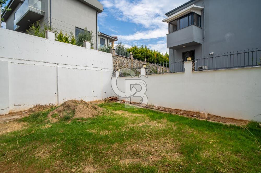 Güzelbahçe Kahramandere’de 400 m2 Kiralık Komple Bina Cb-PH
