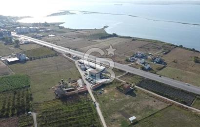 ÇANAKKALE LAPSEKİ ÇARDAK DENİZE 400 M. EŞSİZ KONUMDA İMARLI ARSA