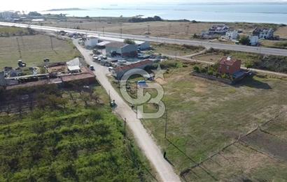 ÇANAKKALE LAPSEKİ ÇARDAK DENİZE 400 M. EŞSİZ KONUMDA İMARLI ARSA