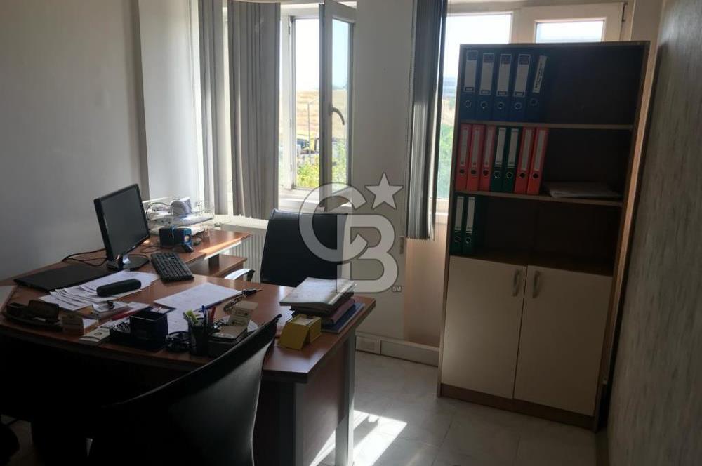 OSTİM İŞ MERKEZİ BLOKLARINDA BAKIMLI SATILIK OFİS