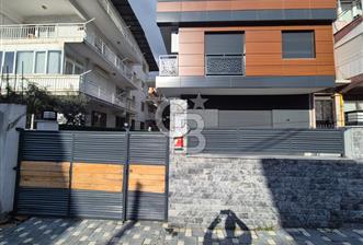 Burak Kul'dan Bornova da Tripleks Fırsat Villa 