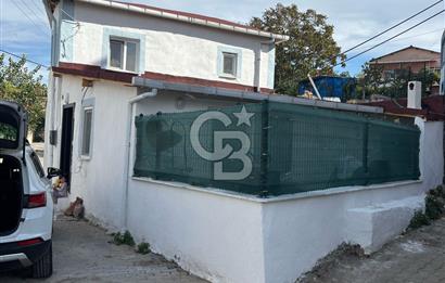 UMURBEY'DE 4+1 İKİ KATLI SATILIK BAKIMLI TAŞ EV