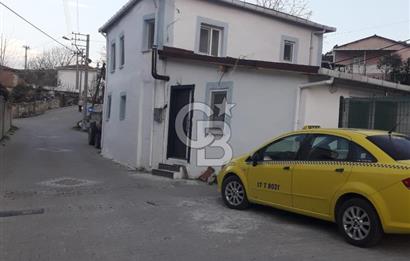 UMURBEY'DE 4+1 İKİ KATLI SATILIK BAKIMLI TAŞ EV
