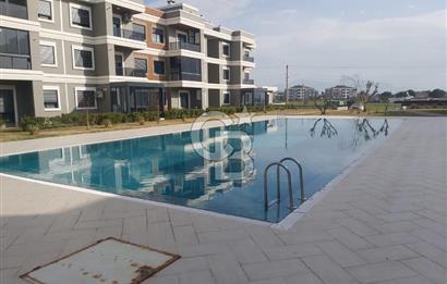 MENDERES CB POYRAZ'DAN HAVUZLU SİTE İÇİNDE HAVUZA BAKAN DAİRE