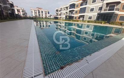 MENDERES CB POYRAZ'DAN HAVUZLU SİTE İÇİNDE HAVUZA BAKAN DAİRE