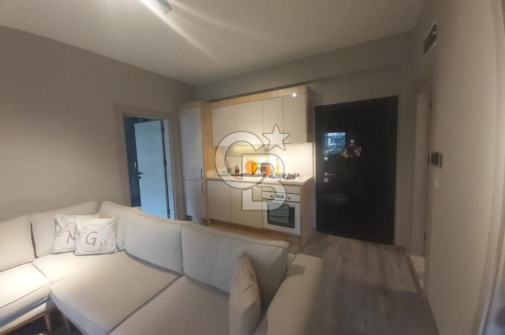 MENDERES CB POYRAZ'DAN HAVUZLU SİTE İÇİNDE HAVUZA BAKAN DAİRE