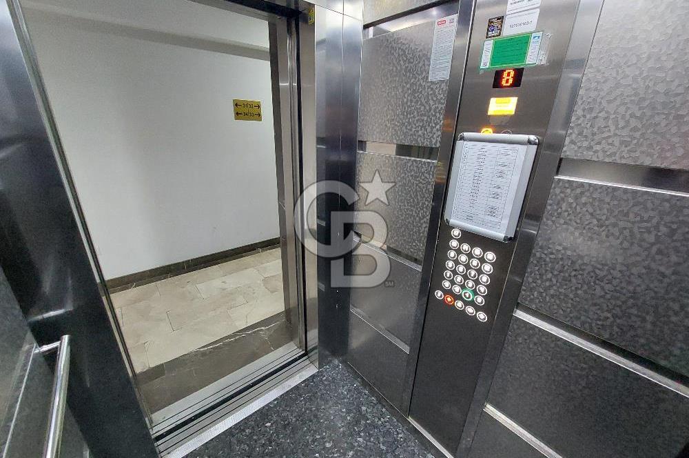Pendik Portre Sahil sitesinde satılık uygun fırsat boş 2+1 daire