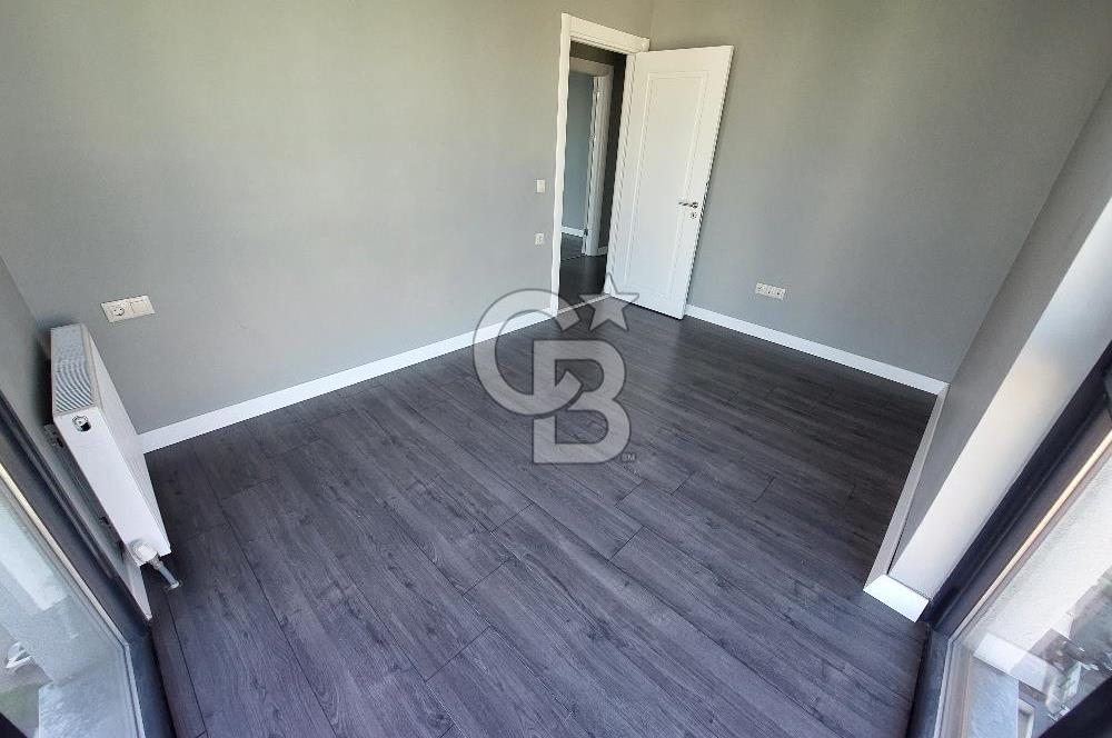 Pendik Portre Sahil sitesinde satılık uygun fırsat boş 2+1 daire