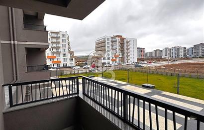 Çanakkale Esenler POSTACILAR LIFE-2'de Kent Parka Cephe  Satılık 2+1 Daire