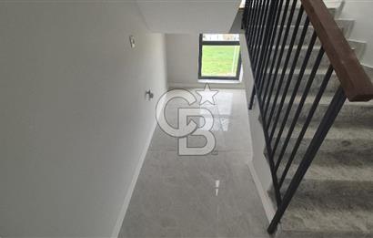 KARTEPE FSM KAPALI OTOPARKLI HAVUZLU 3+1 ÇATI DUBLEKS DAİRE