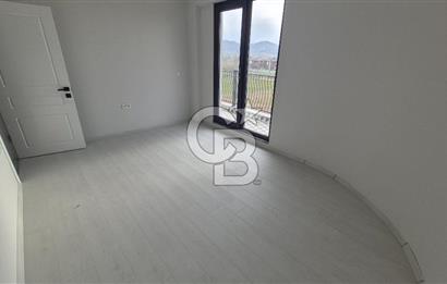 KARTEPE FSM KAPALI OTOPARKLI HAVUZLU 3+1 ÇATI DUBLEKS DAİRE