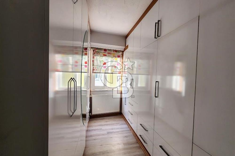 Değirmenönü'nde Çınara Yakın 186 M² Ara Kat Satılık 4+1 Daire