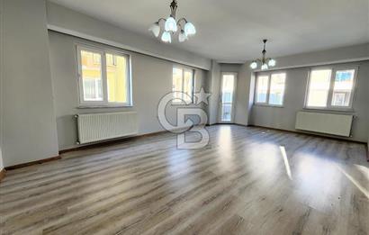 Değirmenönü'nde Çınara Yakın 186 M² Ara Kat Satılık 4+1 Daire