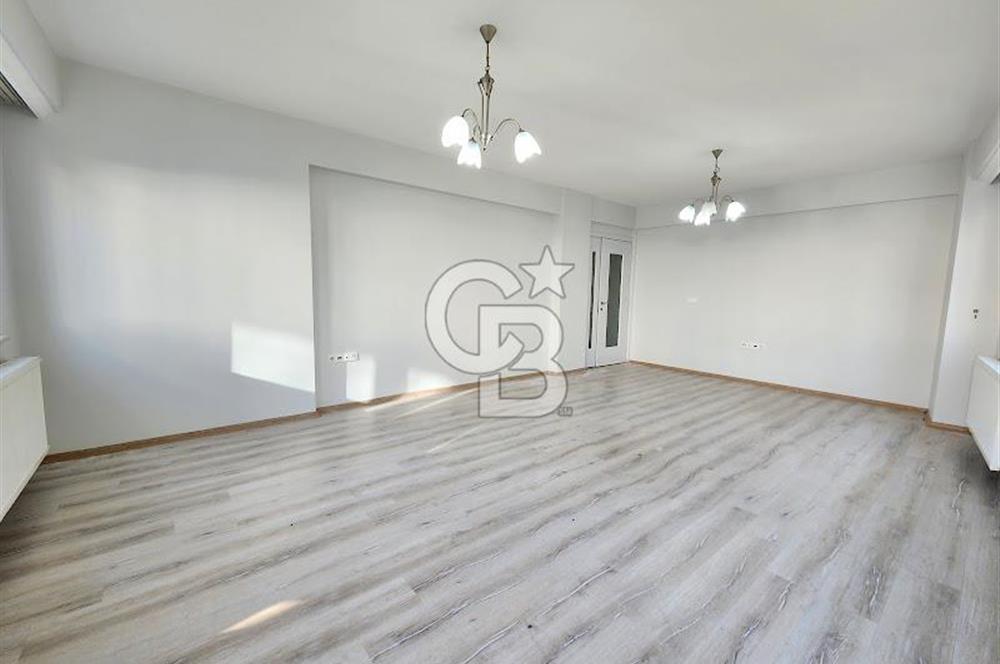 Değirmenönü'nde Çınara Yakın 186 M² Ara Kat Satılık 4+1 Daire