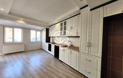 Değirmenönü'nde Çınara Yakın 186 M² Ara Kat Satılık 4+1 Daire