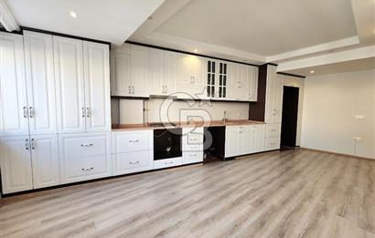 Değirmenönü'nde Çınara Yakın 186 M² Ara Kat Satılık 4+1 Daire