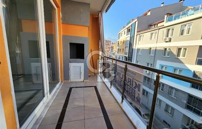Değirmenönü'nde Çınara Yakın 186 M² Ara Kat Satılık 4+1 Daire