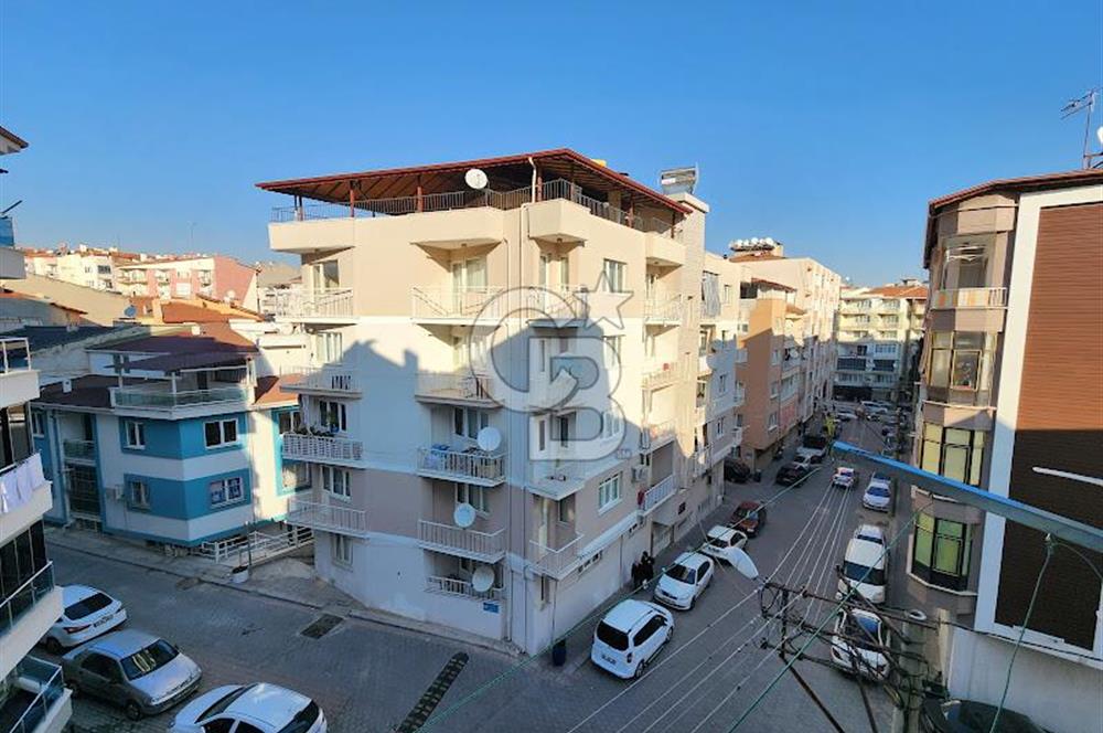 Değirmenönü'nde Çınara Yakın 186 M² Ara Kat Satılık 4+1 Daire