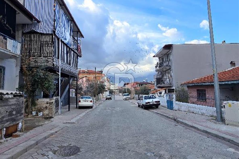 Sevindik de Satılık 3 Katlı Müstakil Bina 