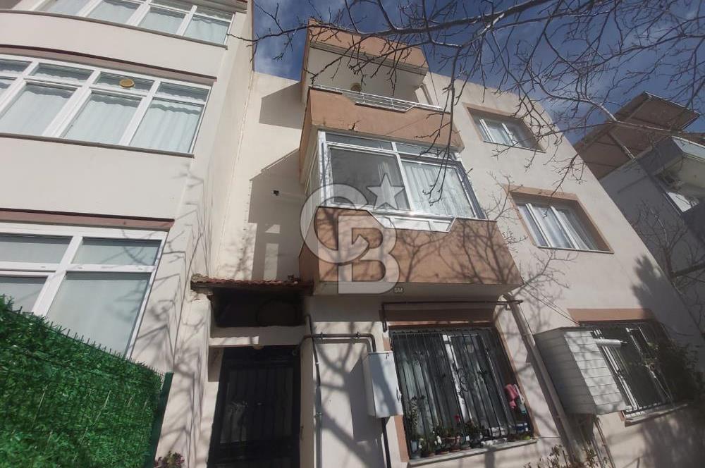 MENDERES COLDWELL BANKER POYRAZ'DAN BEYAZ CAFE YANI 3+1 DAİRE...