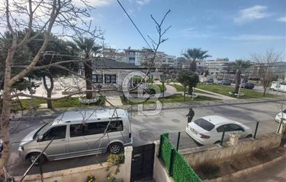 MENDERES COLDWELL BANKER POYRAZ'DAN BEYAZ CAFE YANI 3+1 DAİRE...