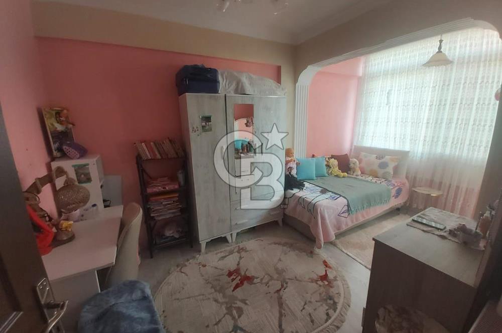 MENDERES COLDWELL BANKER POYRAZ'DAN BEYAZ CAFE YANI 3+1 DAİRE...