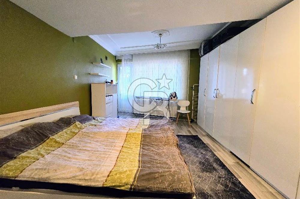 Kıbrıs Şehitleri Caddesi Üzeri Satılık Komple Bina 
