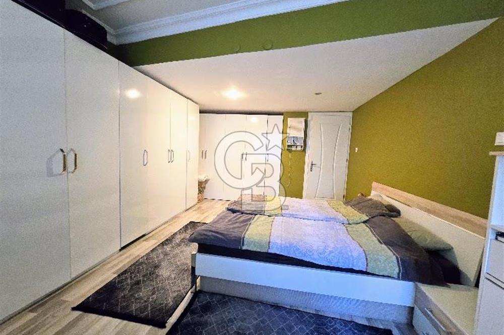 Kıbrıs Şehitleri Caddesi Üzeri Satılık Komple Bina 