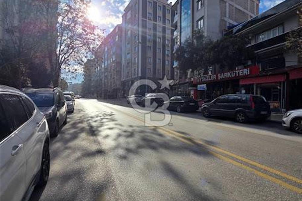 Kıbrıs Şehitleri Caddesi Üzeri Satılık Komple Bina 