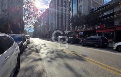 Kıbrıs Şehitleri Caddesi Üzeri Satılık Komple Bina 