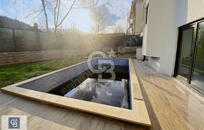 SAPANCA YOLU ÜZERİNDE 8+1 VİLLA VE DÜKKANI SATILIKTIR