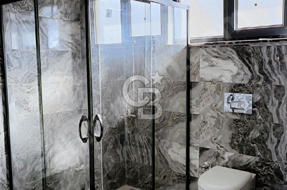 SAPANCA YOLU ÜZERİNDE 8+1 VİLLA VE DÜKKANI SATILIKTIR