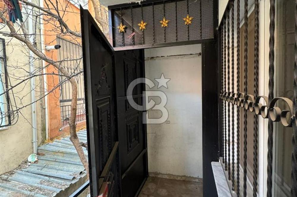 Buca Adatepe'de 2+1 Açık Mutfak Kilerli Geniş Kiralık Daire