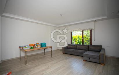 İzmir, Kemalpaşa, Çiniliköy 6+1 Satılık Villa
