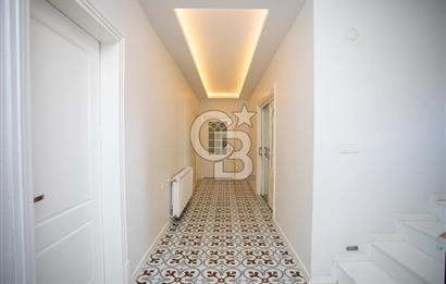 İzmir, Kemalpaşa, Çiniliköy 6+1 Satılık Villa