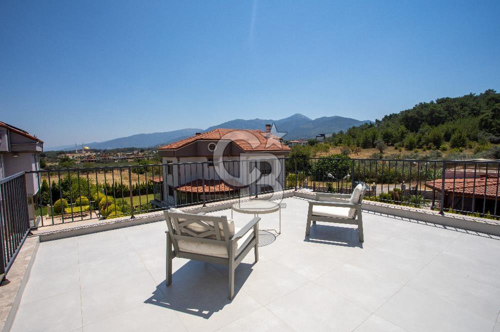 İzmir, Kemalpaşa, Çiniliköy 6+1 Satılık Villa