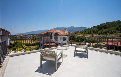 İzmir, Kemalpaşa, Çiniliköy 6+1 Satılık Villa
