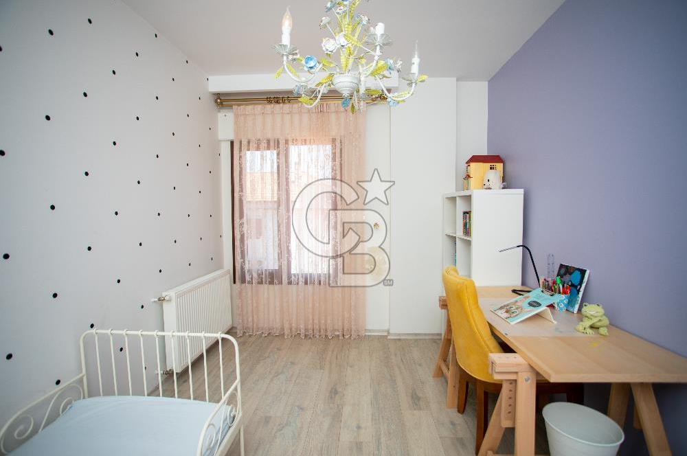 İzmir, Kemalpaşa, Çiniliköy 6+1 Satılık Villa
