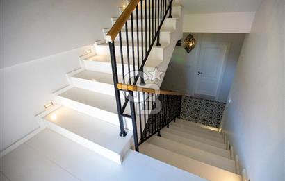 İzmir, Kemalpaşa, Çiniliköy 6+1 Satılık Villa