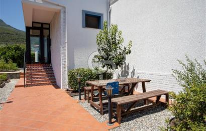 İzmir, Kemalpaşa, Çiniliköy 6+1 Satılık Villa