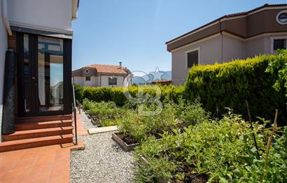 İzmir, Kemalpaşa, Çiniliköy 6+1 Satılık Villa