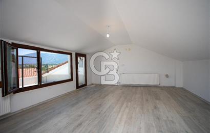 İzmir, Kemalpaşa, Çiniliköy 6+1 Satılık Villa