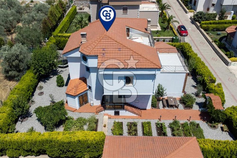 İzmir, Kemalpaşa, Çiniliköy 6+1 Satılık Villa