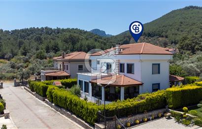 İzmir, Kemalpaşa, Çiniliköy 6+1 Satılık Villa