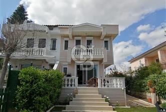 Çeşme Alaçatı’da 4+1 Tripleks Villa